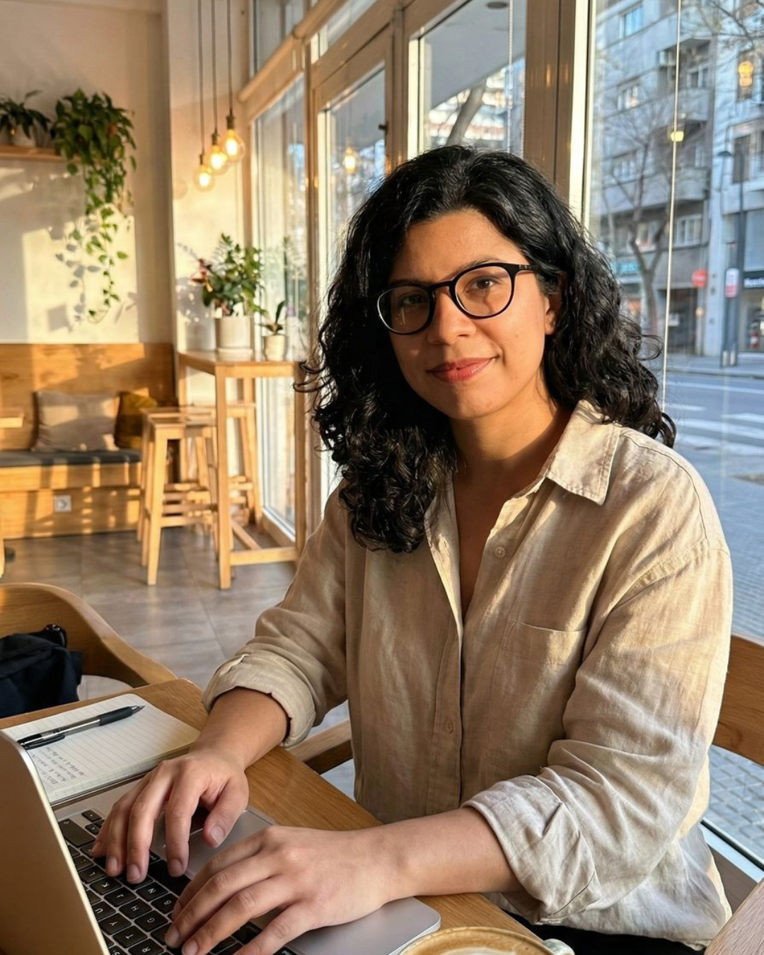 Psicóloga Vanessa Meireles em atendimento clínico online